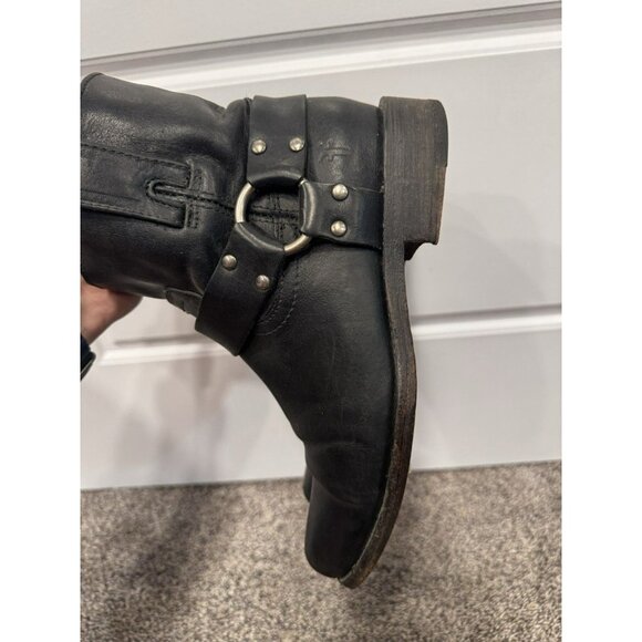Frye Veronica Harness Short Bootie Black Soft Tumbled Leather Size 7B - Picture 4 of 8